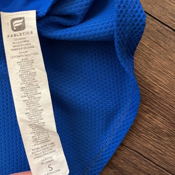 Fabletics Lana pullover royal blue size small - Picture 4 of 7